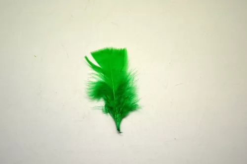 SZÍNES PULYKATOLL VÁGOTT VÉGŰ ZÖLD 10 CM (100 DB/CSOM)