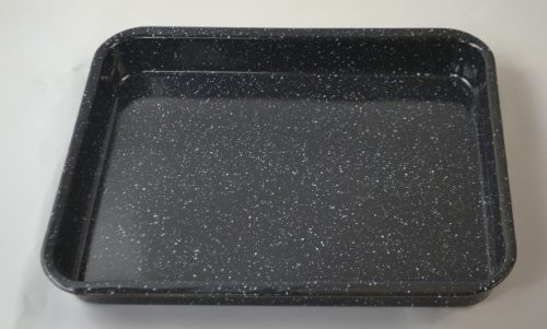 TEPSI FEKETE ZOMÁNC SÜTEMÉNYES M:4,7 CM SZ: 33,5CM H: 39,5CM