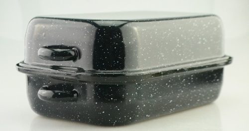 TEPSI FEKETE ZOMÁNC TETŐVEL TETŐ M6,5CM SZ:18 H27,5CM TEPS M6,3CM SZ:18,5 H:28,5