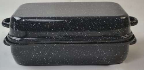 TEPSI FEKETE ZOMÁNC TETŐVEL TETŐ:M 7CM, SZ: 22CM, H: 33,5CM TEPSI 7*22,5*34,2 CM