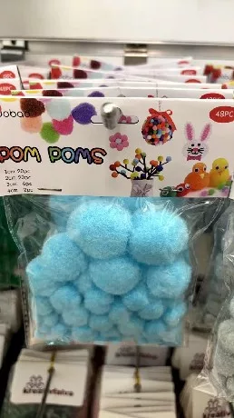 POMPOM V.KÉK 48DB-OS VEGYES MÉRETEK (1CM:20DB, 2CM:20DB, 3CM:6DB, 4CM:2DB)