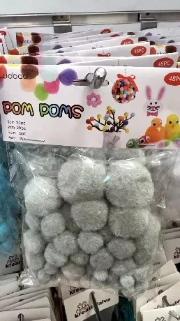 POMPOM SZÜRKE 48DB-OS VEGYES MÉRETEK (1CM:20DB, 2CM:20DB, 3CM:6DB, 4CM:2DB)