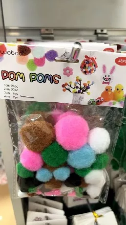 POMPOM SZÍNES 48DB-OS VEGYES MÉRETEK (1CM:20DB, 2CM:20DB, 3CM:6DB, 4CM:2DB)