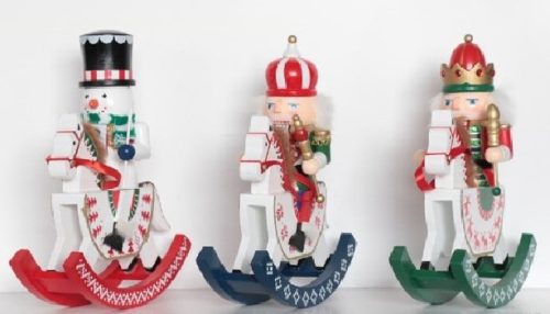 DIÓTÖRŐ HINTALOVON 28CM 3F.