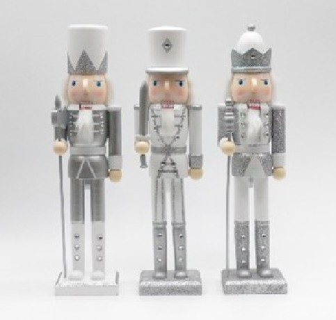 FIGURA DIÓTÖRŐ 38CM 3F.