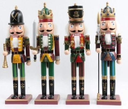 FIGURA DIÓTÖRŐ 38CM 4F.