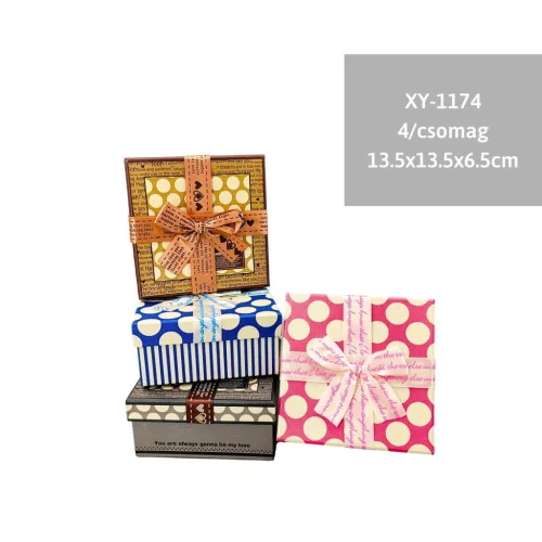 DÍSZDOBOZ 4DB/SZETT KÜLÖNBÖZŐ MINTÁK 13,5X13,5X6,5CM