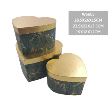DÍSZDOBOZ 3DB-OS SZÍV ALAKÚ NAGY:28,5X26X15CM