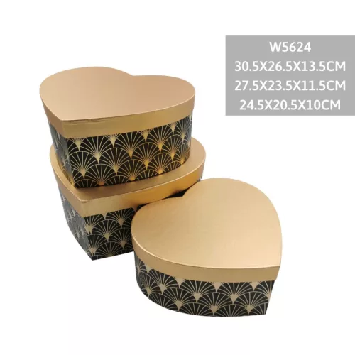 DÍSZDOBOZ 3DB-OS SZÍV ALAKÚ NAGY:30,5X26,5X13,5CM