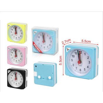 ÉBRESZTŐÓRA 5,5X2,7X5,5CM 3F.