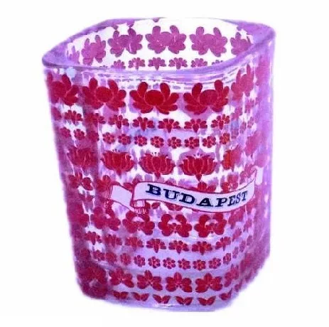 ÜVEGPOHÁR NÉGYZET ALAKÚ