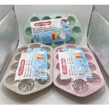 JÉGKOCKA KÉSZÍTŐ SZILIKON 24CM TÖBB FÉLE SZÍN