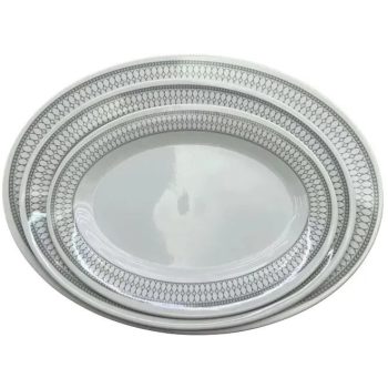 TÁNYÉR MŰANYAG 30X21,5CM