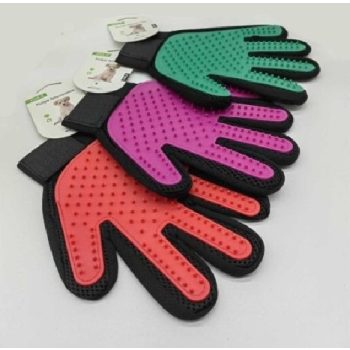 ÁLLATSZŐR ELTÁVOLÍTÓ KESZTYŰ 3F. SZÍN