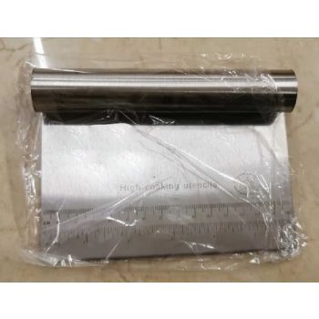 TÉSZTAVÁGÓ FÉM 15CM