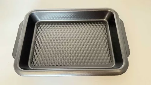 TEPSI NÉGYZET ALAKÚ