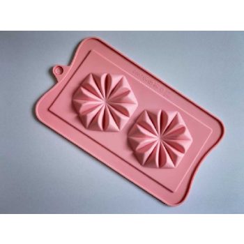 ÖNTŐFORMA CSOKOLÁDÉ