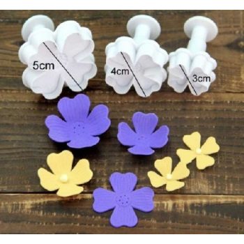   MARCIPÁN/FONDANT KISZÚRÓ NÉGYLEVELŰ LÓHERE MŰA. 3DB-OS