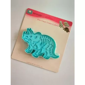 KISZÚRÓ DÍNÓ FORMA (TRICERATOPS)