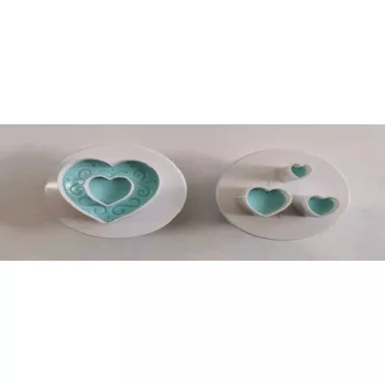 MARCIPÁN/FONDANT KISZÚRÓ SZÍVEK MŰA.