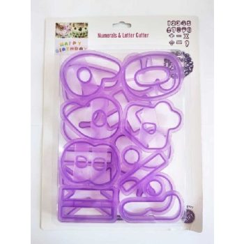 KISZÚRÓ KÉSZLET MŰA. SZÁMOK+BETŰK 16 DB-OS