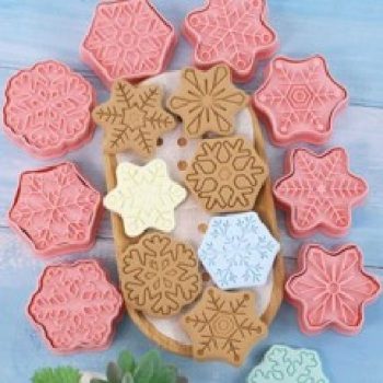 KISZÚRÓ HÓPELYHEK