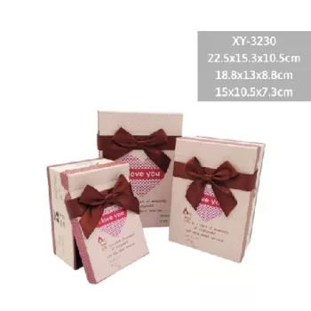 DÍSZDOBOZ 3DB-OS NAGY:22,5X15,3X10,5CM PIROS/MASNIS, PAPÍR