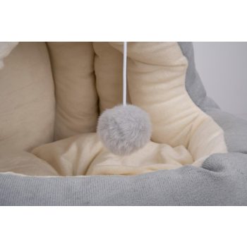 MACSKA FEKHELY BARLANG LABDÁVAL 42X40X38CM 2 FÉLE